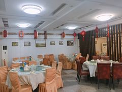 大堂-鑫悦楼煎蟹·16年海鲜大排档