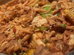 -胖哥俩肉蟹煲(石家庄长安万达店)