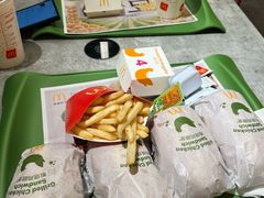 -麦当劳(得来速店)