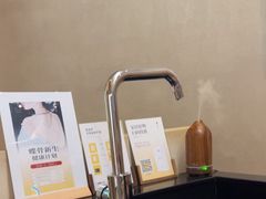 -灸春堂·艾灸·痛症·整脊连锁(之江银泰店)
