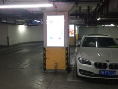 -中山公园-龙之梦停车场