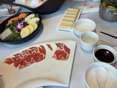 -德天肥牛海鲜火锅(城西银泰店)