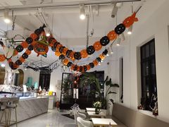 -Fridi Patisserie Cafe