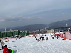 -鳌山滑雪度假区