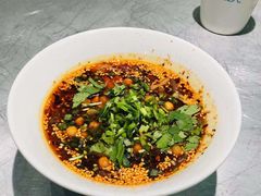 -姚姚酸菜鱼·金戈戈香港豉油鸡(喜荟城联名店)