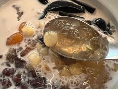 -RUXU入续糖水铺与包(卓悦中心店)