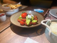 蔓越莓牛油果沙拉-OGGI TRATTORIA PIZZERIA(深业上城店)