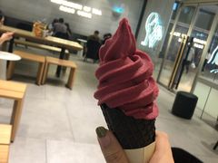 -喜茶(杭州滨江宝龙店)