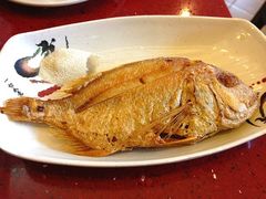 煎赤棕魚-鹅庄·台湾美食(七宝店)
