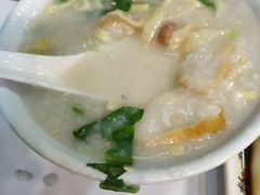 西关艇仔粥-银记肠粉店(新港西路店)