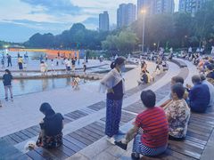 -南翔镇银翔湖公园