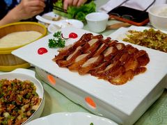 精品烤鸭-东四民芳餐厅(世茂工三店)