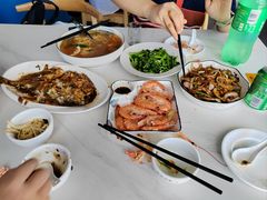 -海月湾海景餐厅( 嵊泗本地老字号店)