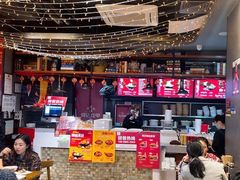 -何记花甲(海岸城旗舰店)