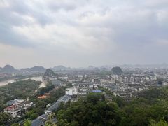 -叠彩山景区