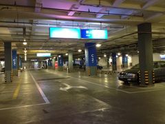 iphone_upload_pic-宜家家居（上海徐汇商场店）-停车场