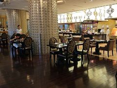 -圣丰索菲特·2 On 988 Café 自助餐厅