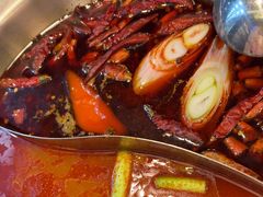 -黔哆哆地摊酸汤火锅(清湖店)