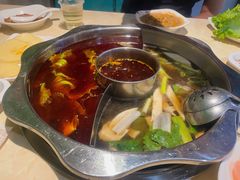 -佰人王串串香火锅直营店(大学路店)