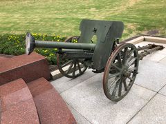 -上海市龙华烈士陵园