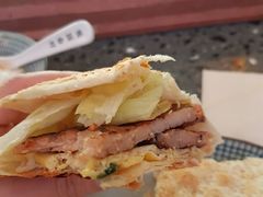 猪扒蛋烧饼-桃园眷村(万象天地店)