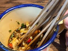 -喝丢一只鞋辣炒海鲜小烧烤(三八广场店)
