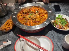 -胖哥俩肉蟹煲(长沙高铁吾悦广场店)