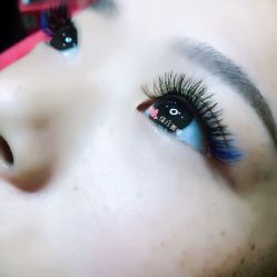 -沫儿·美甲美睫·半永久·皮肤管理