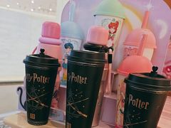 -奈雪的茶(M+世纪都会广场店)