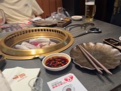 -铭牛烧肉·和牛海鲜自助(高新月牙湖店)
