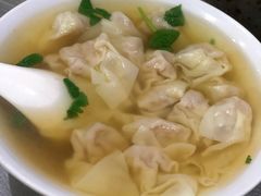 木柴馄饨-小王烧烤(毓龙路店)