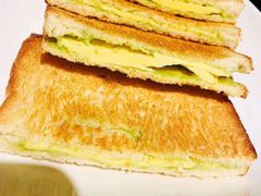 咖椰吐司-HELLO 27 意面·沙拉·帕尼尼