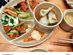 -素满香·全民食养自助(长宁龙之梦店)