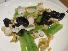 -渔港甄宴·海鲜·地标烟台菜(金沙滩店)