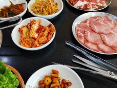 -牛信亭韩国料理·炭火烤肉(紫藤路店)
