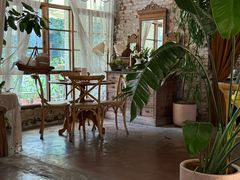 -Jo's Garden