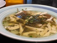 -新天明砂锅鱼头煲