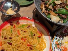 -耶里夏丽·丝路国际·新疆餐厅(浦东区东方路店)