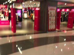 -唯品会(北京国瑞城店)
