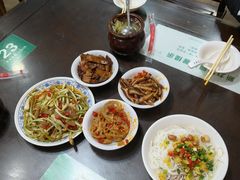 拌粉-龙老五汤店(站前西路店)