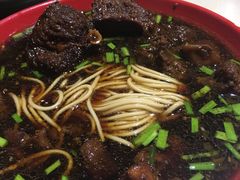 -小龙大肉面馆