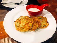 西葫芦饼配酸奶-TUK土耳其餐厅·下午茶(卢湾店)