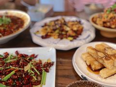 宫爆茄香虾球-又见小河浜·盐帮川菜(松江商业广场店)