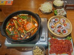 -黔有有贵州酸汤夺夺粉火锅(五味十字店)