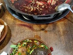 -黄潇洒老火锅(九眼桥宏济巷店)