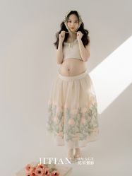 点击看大图 -专注孕妇照亲子照·纪田摄影