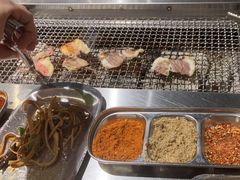 -马路牙子烧烤音乐酒馆(望京店)