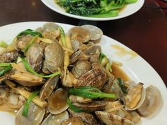 -岛中岛·海鲜大排档·万宁老字号(东澳店)