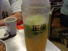 -龙巢盱眙龙虾·牛蛙·烧烤宵夜(八卦岭店)