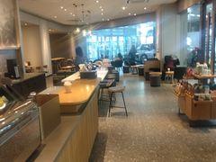 -星巴克臻选(周浦万达店)